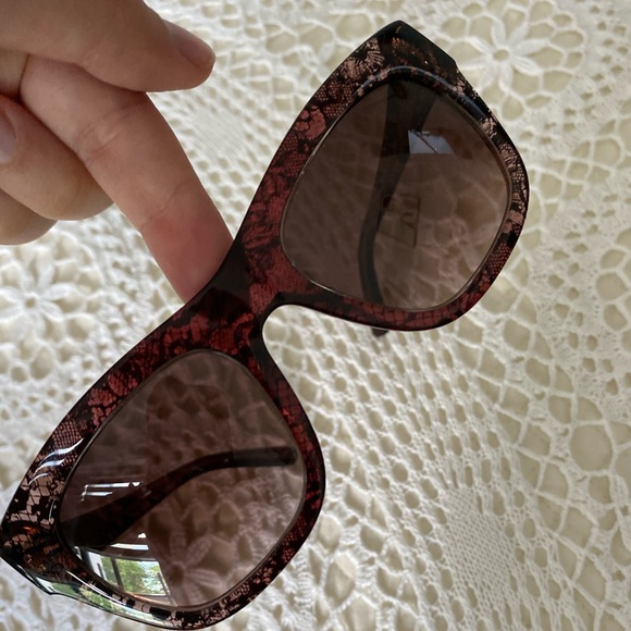 VALENTINO SUNGLASSES - Picture 4 of 8